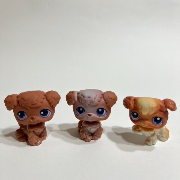 Littlest Pet Shop Playful Puppies Playset with LPS Poodles #37, #38, #39 - Picture 2 of 10